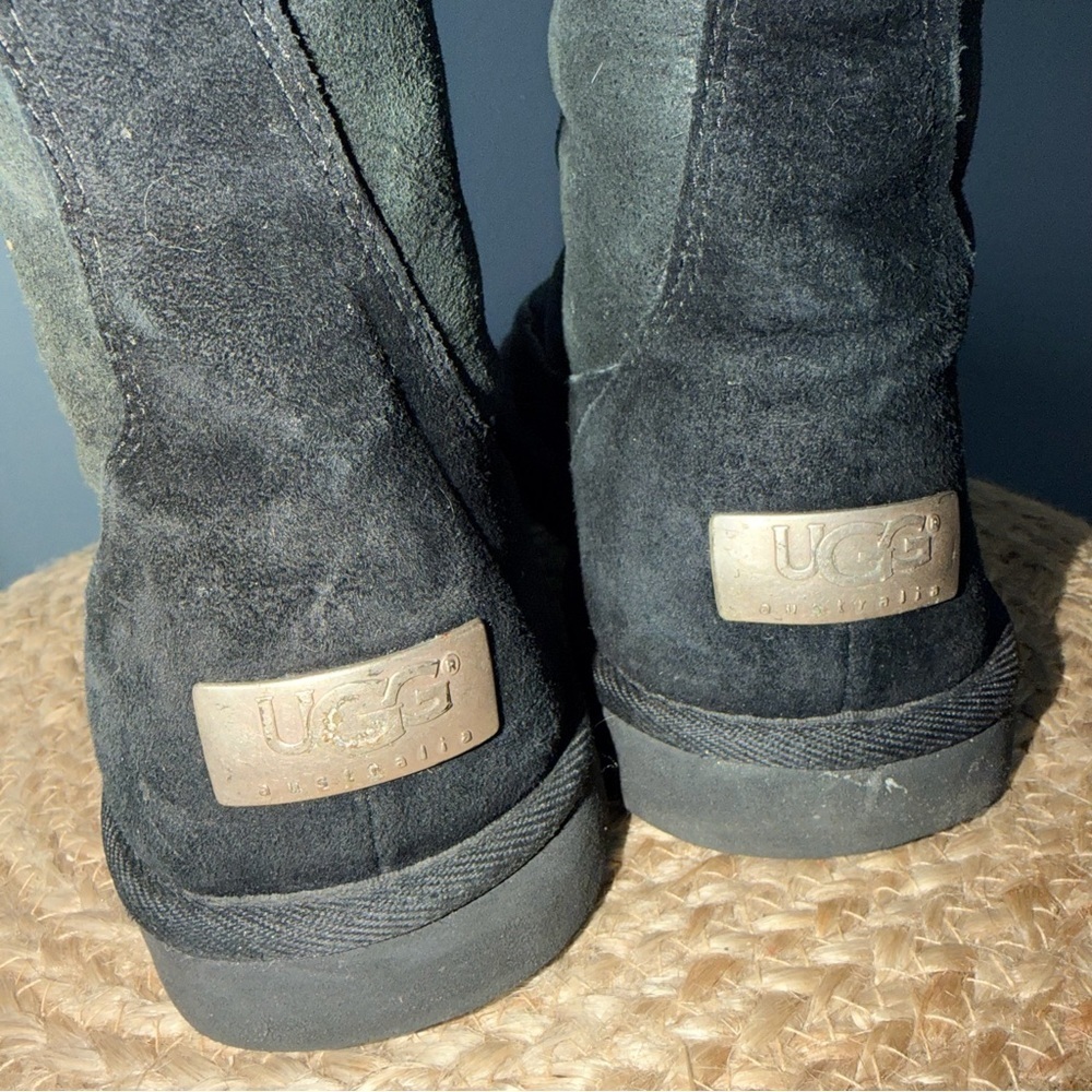 UGG Suede Leather Winter Boots - Picture 4 of 9
